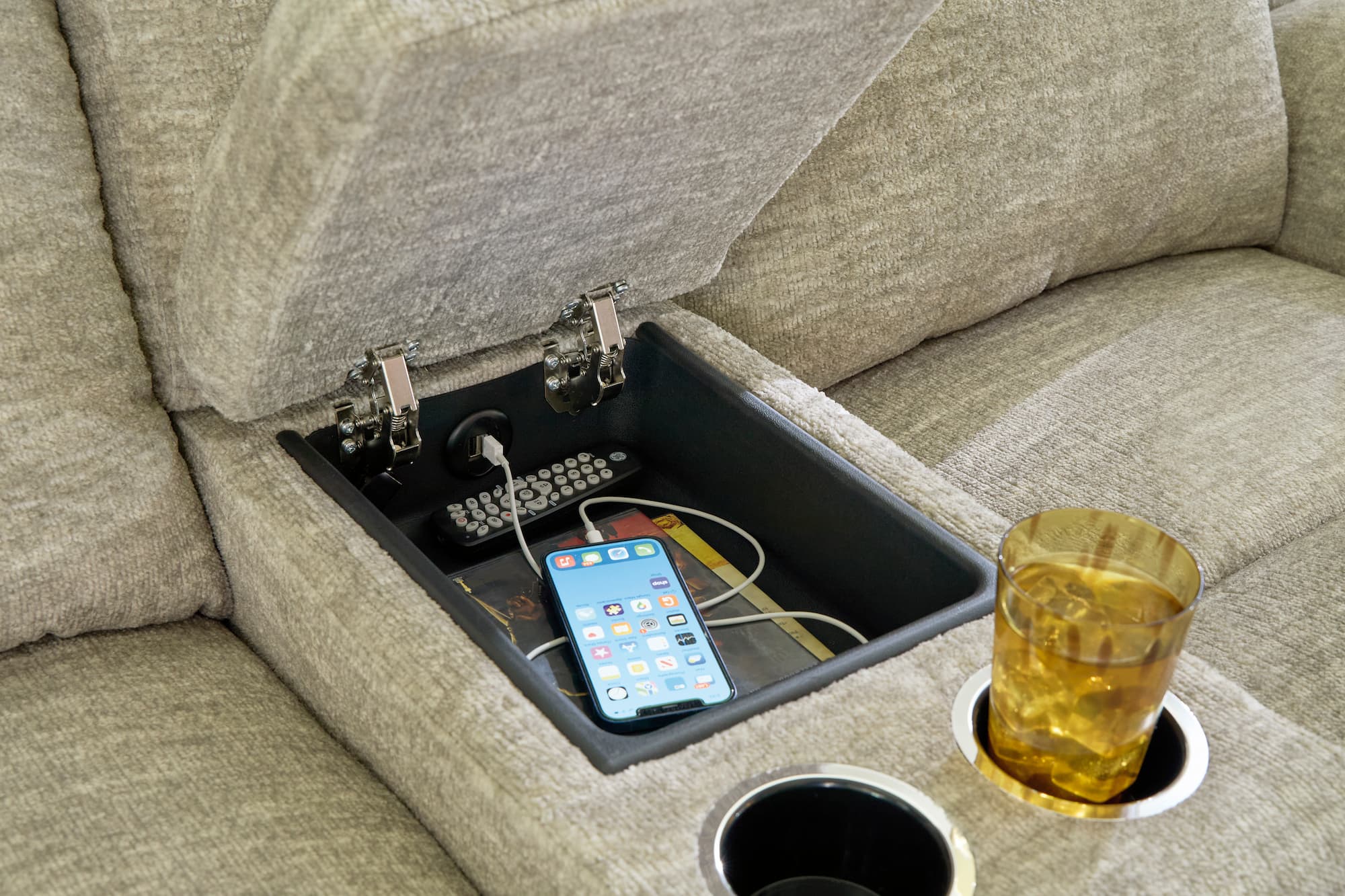 Evereast Pass - двухместный диван-реклайнер