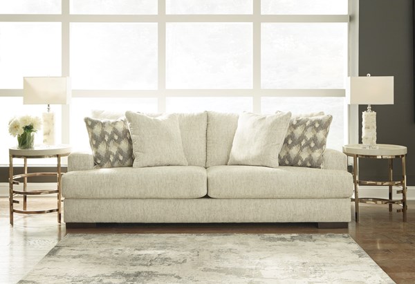 Трехместный диван серии Caretti