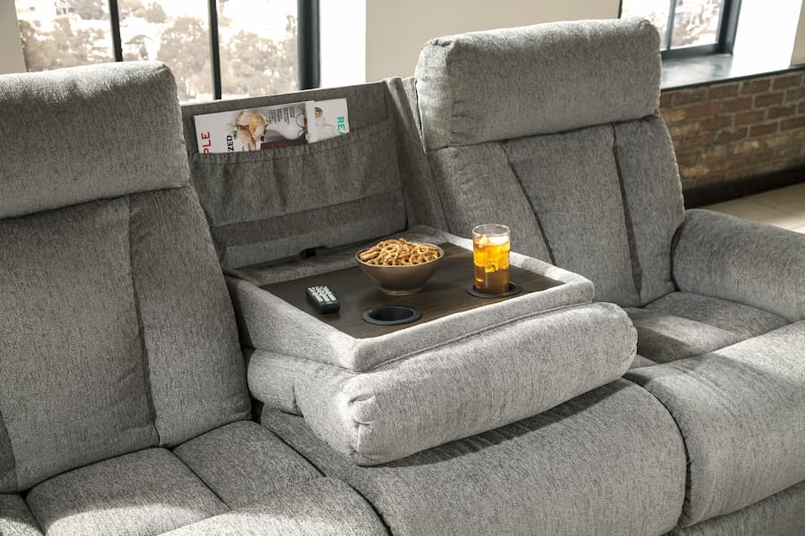 Трехместный диван-реклайнер серии Mitchiner