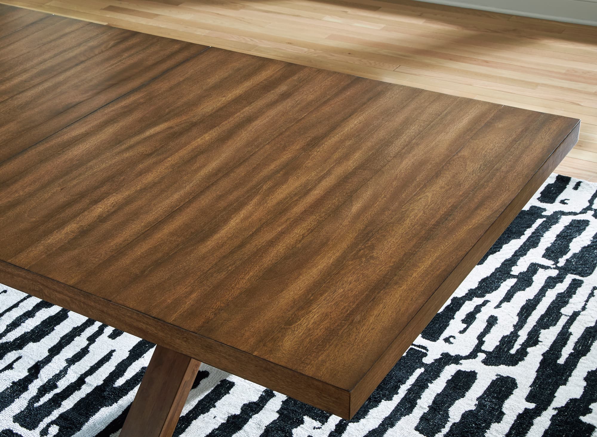 Steenlage - обеденный сет (6 стульев)