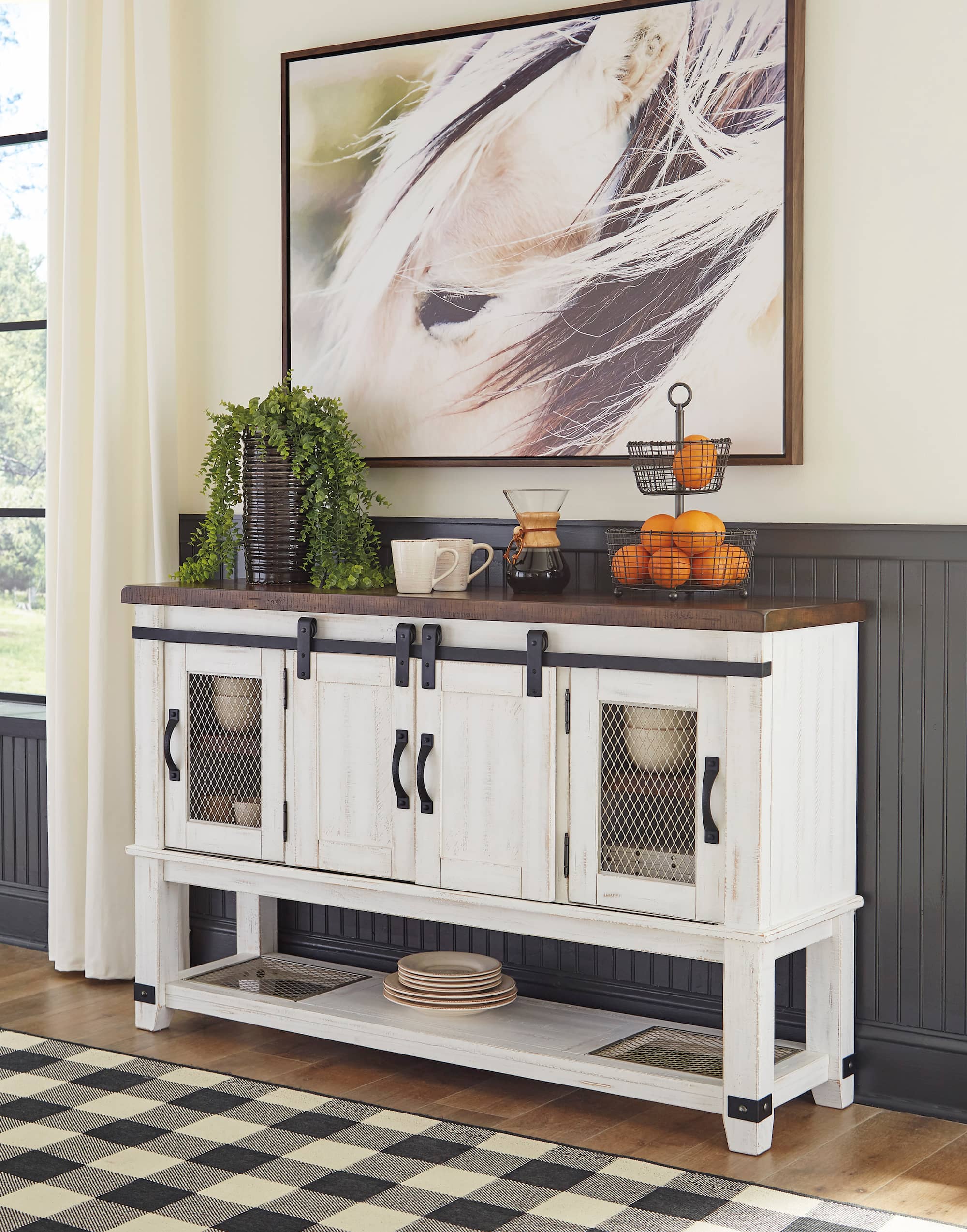 Valebeck - сервировочный комод