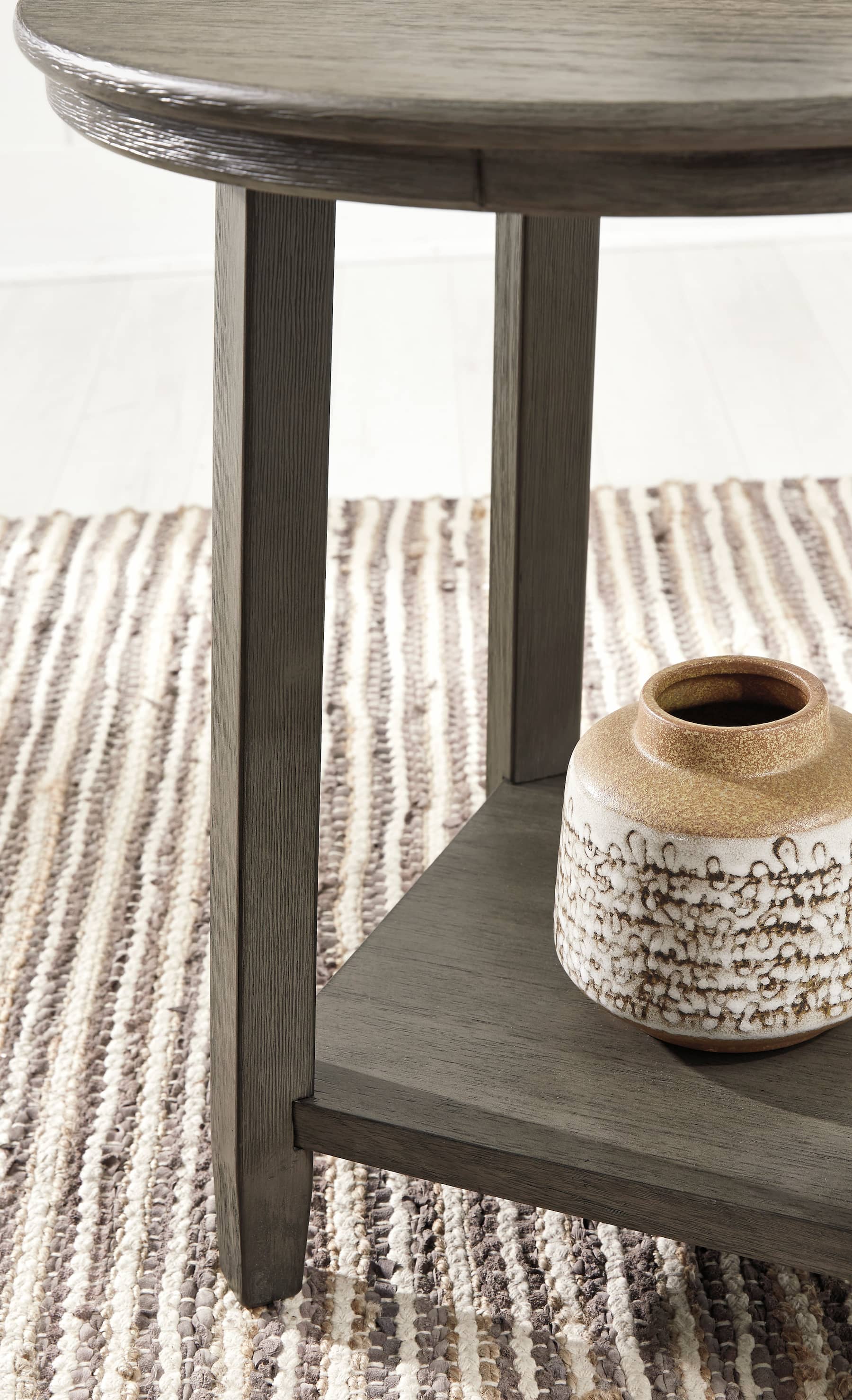 Caitbrook - набор журнальных столиков