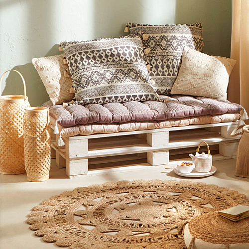 168664 Плетенные корзины из бамбука